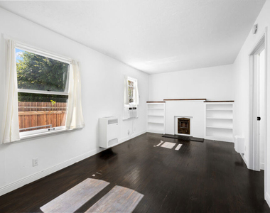 9016 1/2 Harratt Street - Photo Thumbnail 1