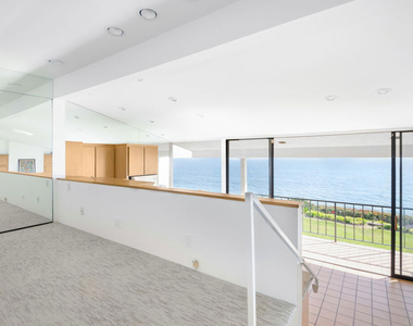 6805 Shearwater Lane - Photo Thumbnail 11