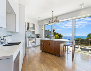 200 Arno Way - Photo Thumbnail 11