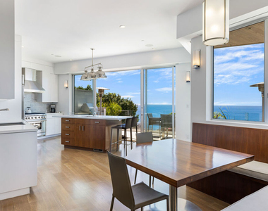 200 Arno Way - Photo Thumbnail 10