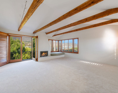 23351 Malibu Colony Road - Photo Thumbnail 15