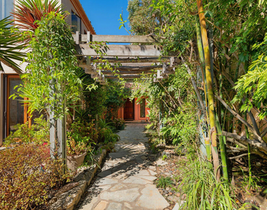 23351 Malibu Colony Road - Photo Thumbnail 7