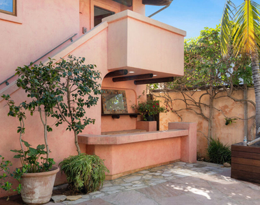 23351 Malibu Colony Road - Photo Thumbnail 5