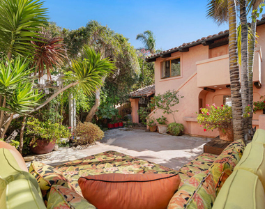 23351 Malibu Colony Road - Photo Thumbnail 3