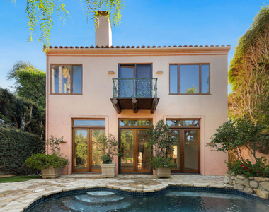 23351 Malibu Colony Road - Photo Thumbnail 14