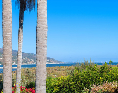 23351 Malibu Colony Road - Photo Thumbnail 19