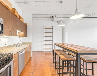 200 N San Fernando Road - Photo Thumbnail 3