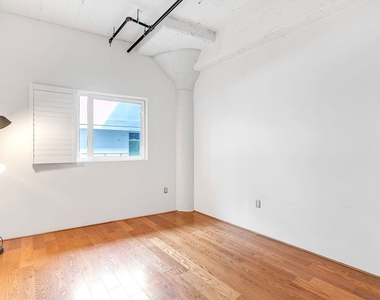 200 N San Fernando Road - Photo Thumbnail 10