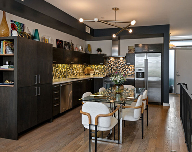 751 N Fairfax Avenue - Photo Thumbnail 4