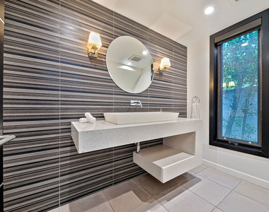 419 N Edinburgh Avenue - Photo Thumbnail 31