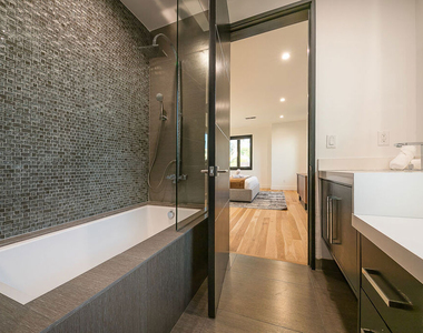 419 N Edinburgh Avenue - Photo Thumbnail 26