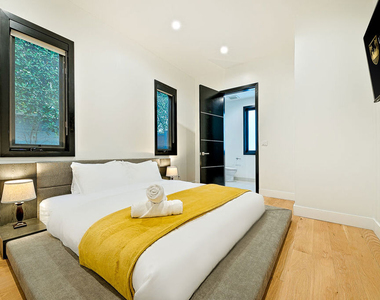419 N Edinburgh Avenue - Photo Thumbnail 17
