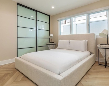 502 Evelyn Place - Photo Thumbnail 23