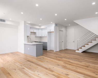 3726 Kelton Avenue - Photo Thumbnail 1