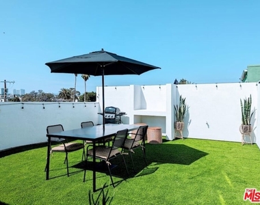 3726 Kelton Avenue - Photo Thumbnail 18
