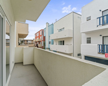 123 Galleon Street - Photo Thumbnail 25