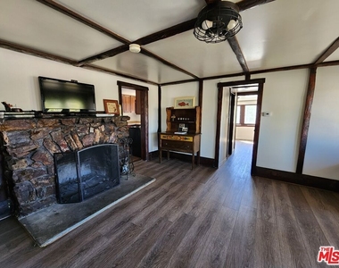 809 Talmadge Road - Photo Thumbnail 14