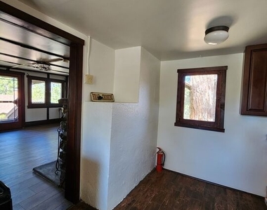 809 Talmadge Road - Photo Thumbnail 9
