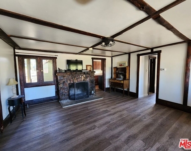 809 Talmadge Road - Photo Thumbnail 16