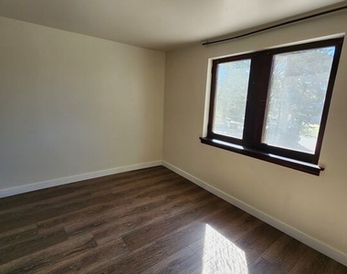 809 Talmadge Road - Photo Thumbnail 27