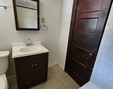 809 Talmadge Road - Photo Thumbnail 41