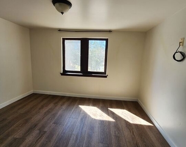 809 Talmadge Road - Photo Thumbnail 30