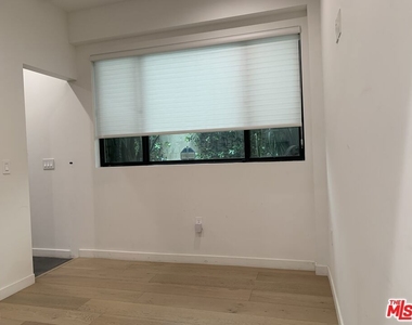 11341 Pearl Street - Photo Thumbnail 5