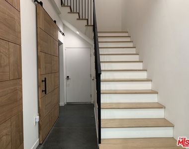 11341 Pearl Street - Photo Thumbnail 6
