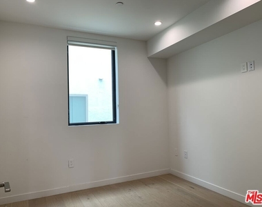 11341 Pearl Street - Photo Thumbnail 14