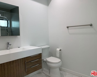 11341 Pearl Street - Photo Thumbnail 17