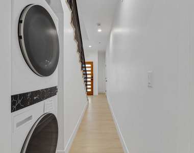 438 E 28th Street - Photo Thumbnail 25