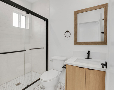 438 E 28th Street - Photo Thumbnail 24