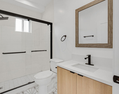 438 E 28th Street - Photo Thumbnail 21