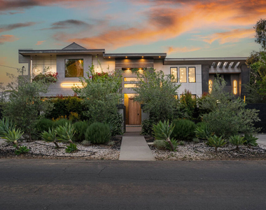 5415 Amestoy Avenue - Photo Thumbnail 69