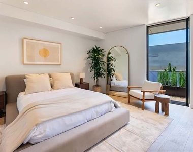 1807 Blue Heights Dr Drive - Photo Thumbnail 24