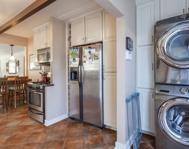 3226 Hutchison Avenue - Photo Thumbnail 5