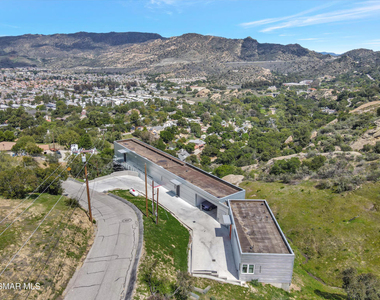990 Alta Vista Road - Photo Thumbnail 31