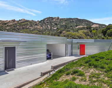 990 Alta Vista Road - Photo Thumbnail 25