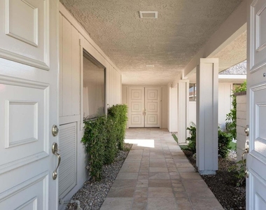 5 Briarcliff Court - Photo Thumbnail 6