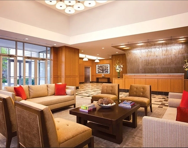 College Point Boulevard - Photo Thumbnail 13
