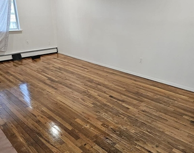 179-12 145th Avenue - Photo Thumbnail 1