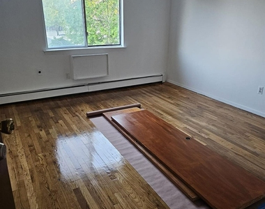 179-12 145th Avenue - Photo Thumbnail 5
