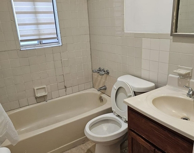 179-12 145th Avenue - Photo Thumbnail 6