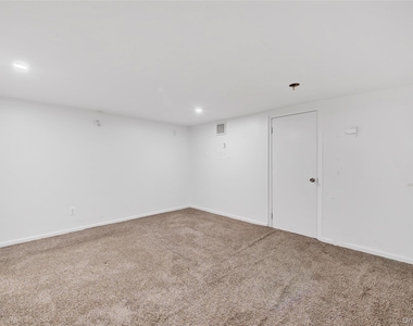 1719 Cedar Swamp Road - Photo Thumbnail 26