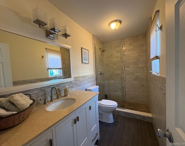 431 Dehnhoff Walk - Photo Thumbnail 7