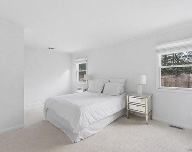 24 Liberty Street - Photo Thumbnail 17