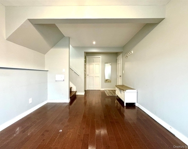 68 Jamaica Avenue - Photo Thumbnail 13