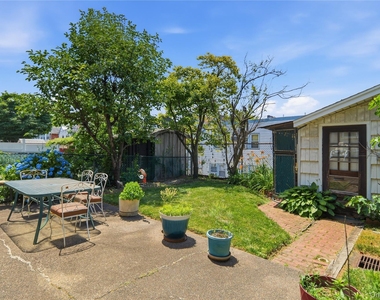 57-04 Cloverdale Boulevard - Photo Thumbnail 5