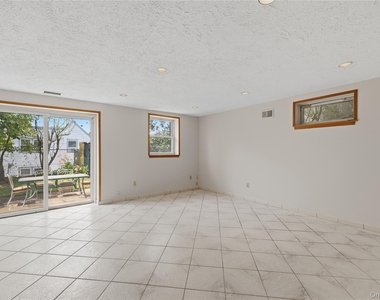 57-04 Cloverdale Boulevard - Photo Thumbnail 10