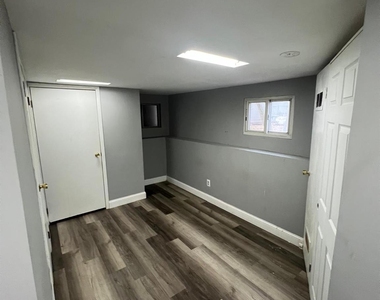 15 Beach Avenue - Photo Thumbnail 2